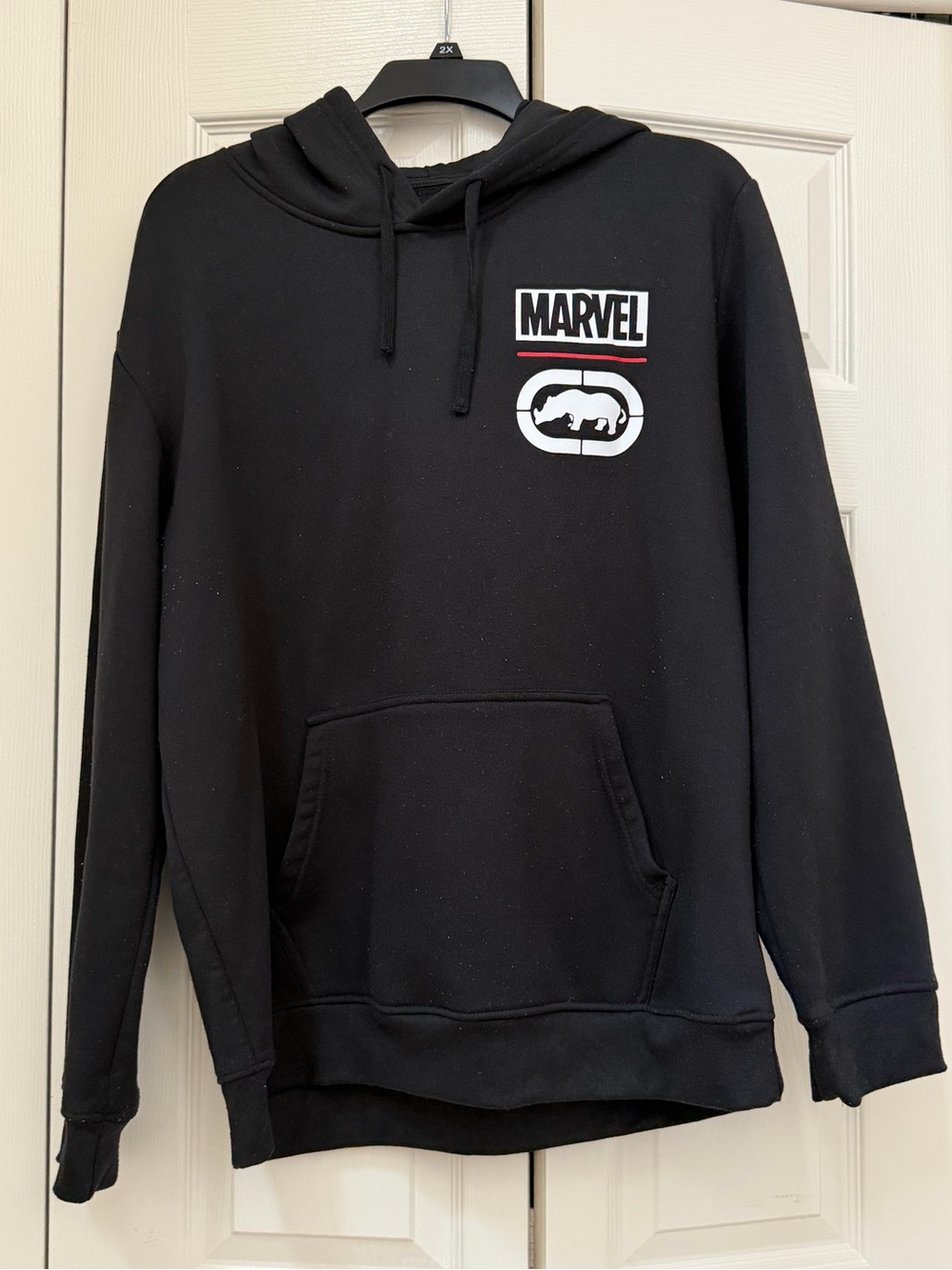 EUC - Ecko Unitd x Marvel - Men's Large Black Logo Deadpool Hoodie Sweatshirt